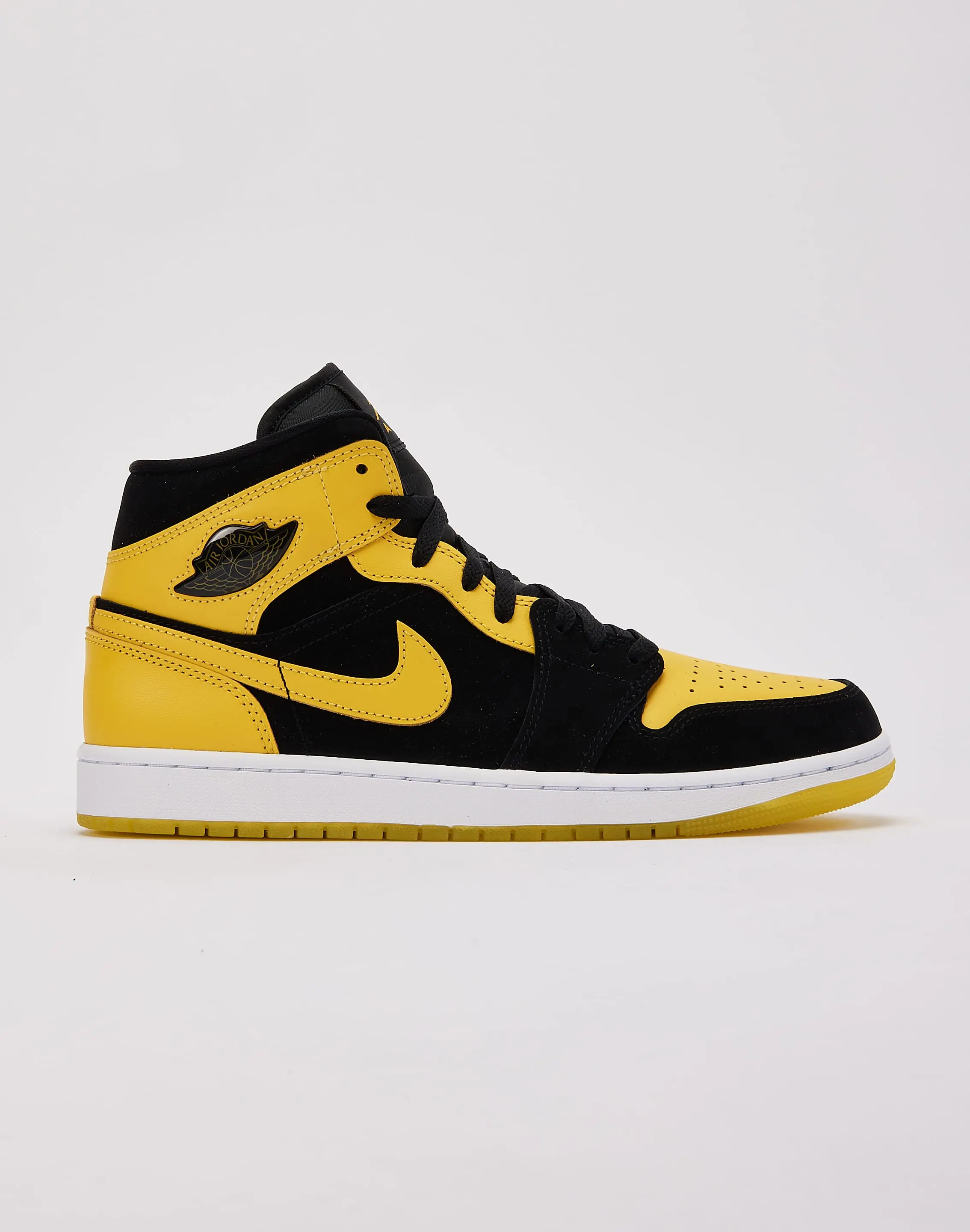 Mens Jordan Air Jordan 1 Mid SE 'New Love' Mens Jordan Air Jordan 1 Mid SE 'New Love'
