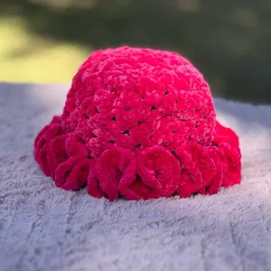 Fuchsia Ruffle Baby Crochet Hat (0–5 Years) Bonnet Soft Dome Cap
