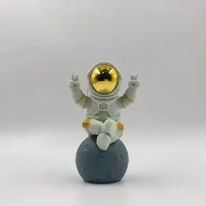 Gold & White Astronaut Statue - Space-Themed Shelf & Desk Decor, Modern Sculpture for Home or Office, Unique Cosmic Figure (Large Size) Ornaments