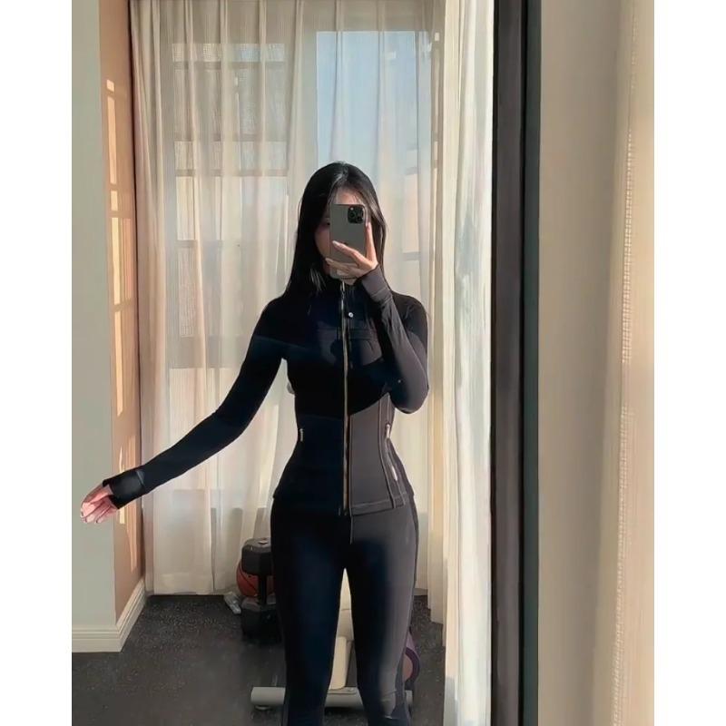 Define Slim Fit Zip Up Workout Jacket Women's Breathable High Stretch Gym Top Snatched Body Contouring Activewear for Yoga