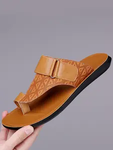 Summer New Men's Outdoor Sandals, Footwear Sandal, Casual Fashion Soft Sole Non-Slip Beach Slippers, Medium Toe Thong Shoes for All Seasons, Hand Tooled Sandals