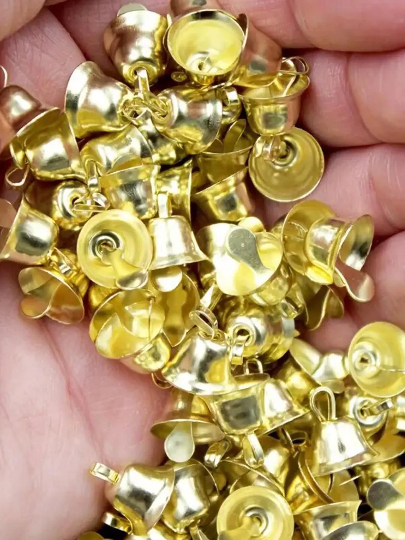 50/100pcs Mini Golden Bells for Christmas Decorations, Wreaths, Holiday Decorations, Doll Decoration, DIY Christmas Tree, Key Chain Decoration, Home Ornaments, All Season Decor, Decorations Accessories