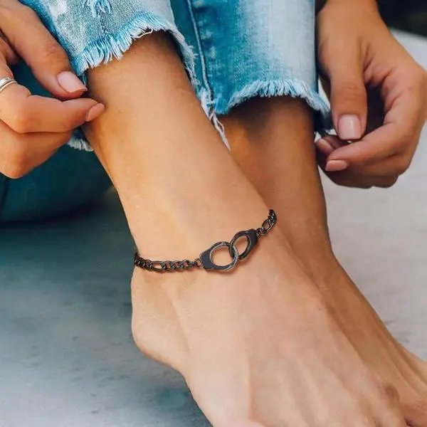 FaithHeart Handcuffs Anklets with Figaro Chain Summer Beach Foot Jewelry