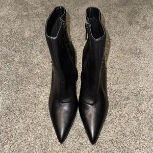 Size 37 Kurt Geiger London Belgravia Embellished Evil Eye black Boots
