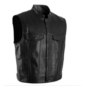 Men’s plus-size leather jacket with a skull design — stylish, cool, short, fashionable, and suitable for wearing over a raincoat