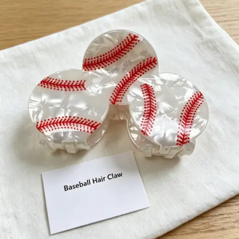Baseball Hair Claw Clip, Acrylic Sports Theme Women's Hair Accessory, Transparent Clips, Fun Claw Clips, Non-Slip Hair Clips for Thick and Thin Hair, Perfect for Game Day and Daily Wear, Hairclip, Hair Decor