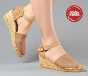 Diegos Classic high wedge tan Carmen espadrilles shoes hand made and hand stitched in northern Spain