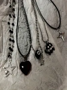 Gothic Punk Hip Hop Vintage Dog Heart Faux Leather Cord Star Pendant Necklace Set, Charms Necklace, Women's Halloween Party Gift, 5 Pieces, Heart Design Necklace, Fashion Necklace