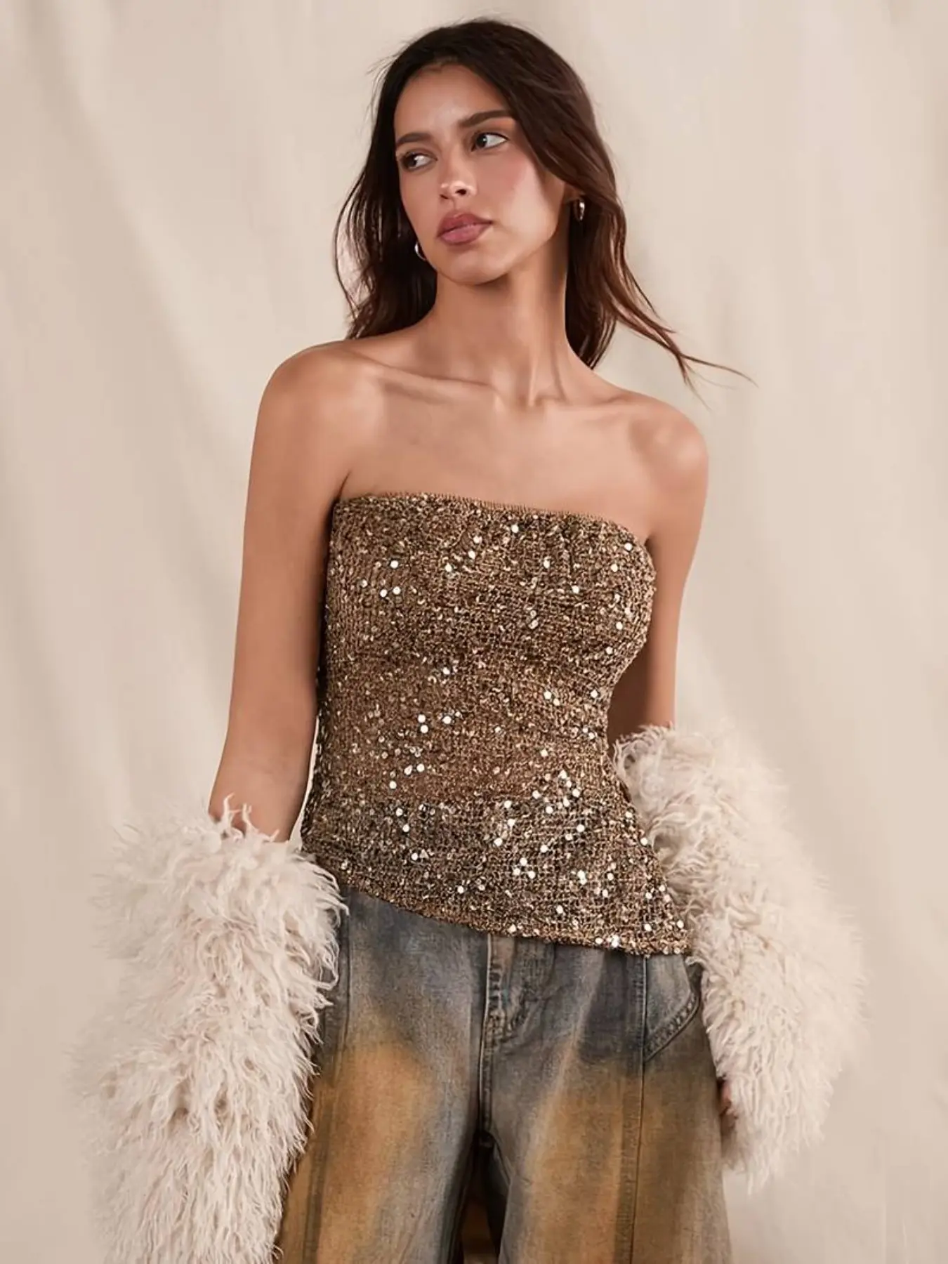 Fashion Sequined Embroidered Strapless Women's Crop Top, Elegant Retro Vintage Style for Music Festivals and Parties, Eye-Catching Statement Slim Fit Design
