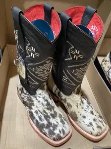 Rock'em Women's Cow Hair Azteca Red Bottom Boots Size: 7.5 *AS SEEN ON IMAGE*