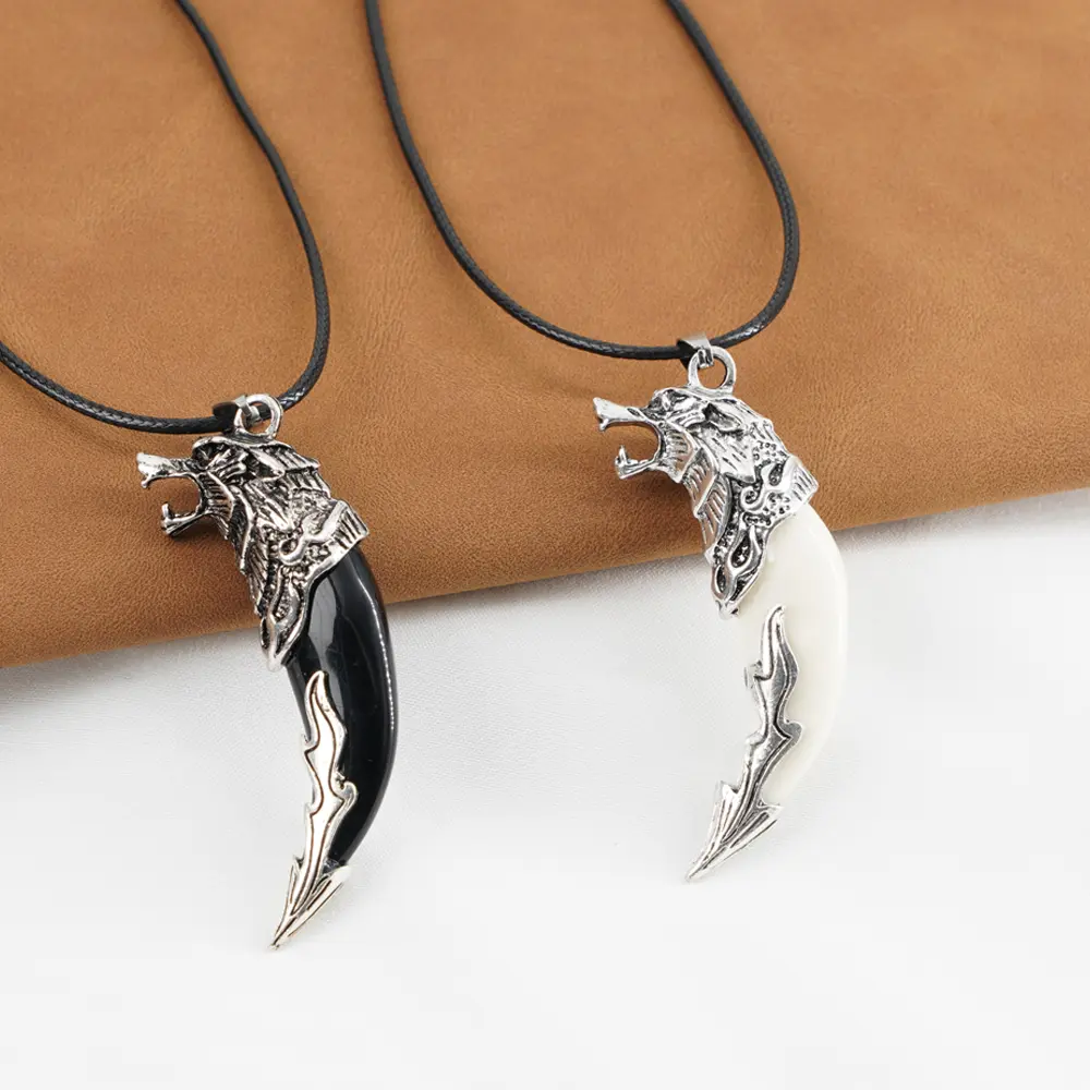 Punk Fashion Wolf Dog Teeth Spike Pendant Necklace - Animal Shape, Punk-Studded, Chain Jewelry, Cyber Goth, Dark Fantasy Necklaces - Lucky Fang Tooth Amulet for Men, Anniversary Gift Costume Accessory, Animal Shape Necklaces