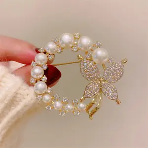 Women's butterfly brooch, fashionable personality clothing brooch, suitable for ladies dress, shirt, jacket gifts