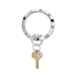 OVENTURE Tuxedo Marble Big O® Key Ring - Chic & Sophisticated Marble Print with Signature Locking Clasp for Hands-Free Style - Charm