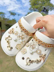 16 Piece Fashion Shoe Decorations for Women, DIY Accessories for Sandals Slippers Beach Bags, Ideal Party and Special Occasion Gift, Bling Shoe Charms