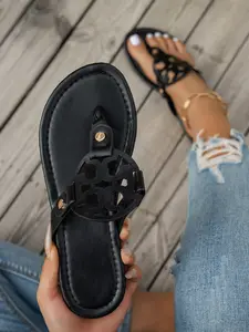 Women's Fashionable Plain Color Metal Decor Toe Thong Sandals, Flip Flop, Casual Open Toe Flat Sandals for Summer, Lightweight Breathable Comfortable Shoes for Daily Wear, Girl