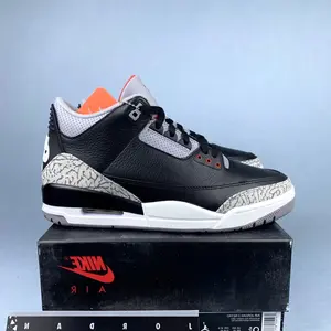 Retro OG 'Black Cement' 2024 basketball shoes replicate the fashionable classic sports shoes of black cement, outdoor running shoes and comfortable basketball shoes