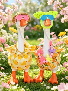2 Set 7inch Desk Goose Outfits, Mini Desktop Goose Clothes Desk Gooses Accessories Set for Magnetic Gooses Statue (Hat+Drees)