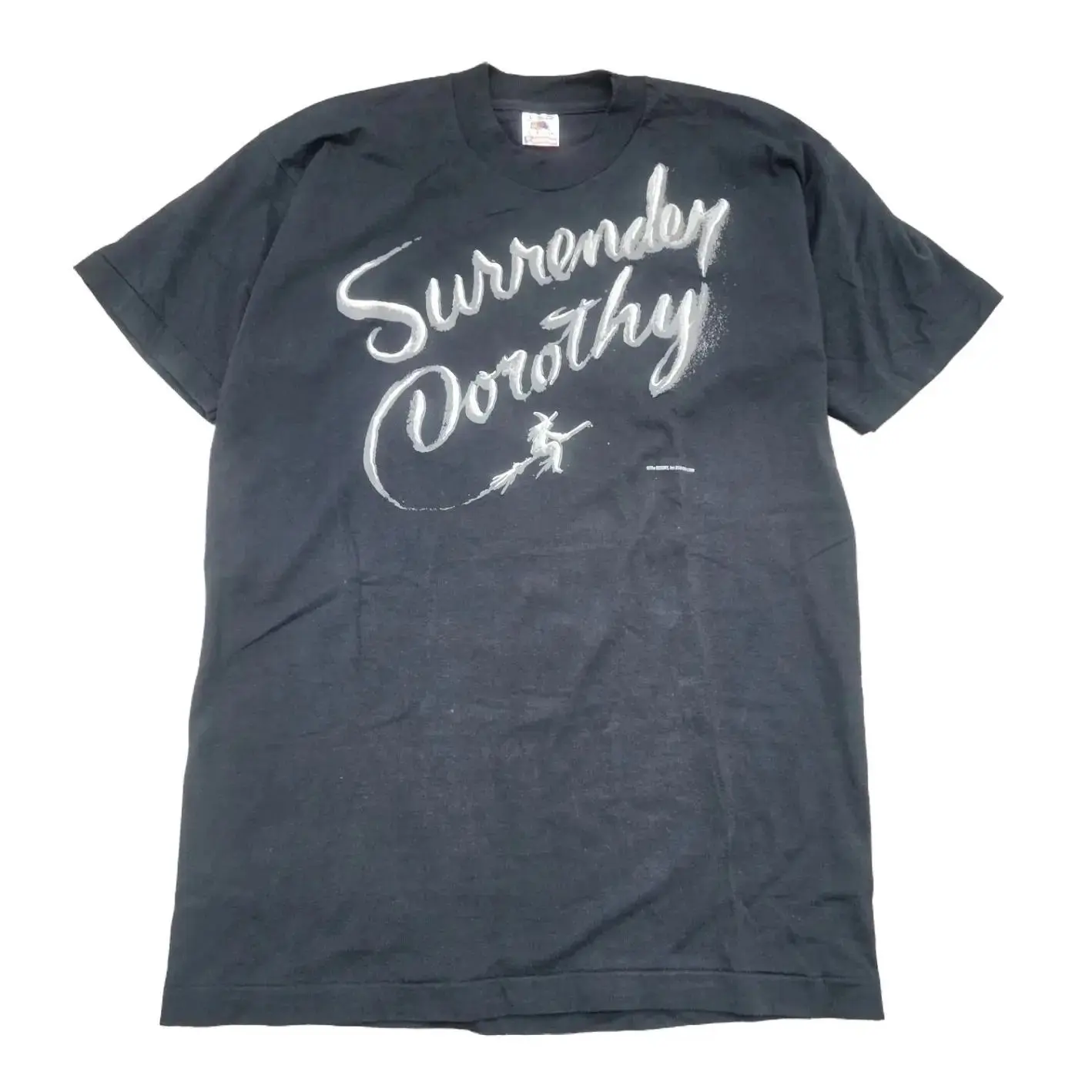 Vintage 90s Surrender Dorothy Wizard of Oz Witch T-shirt