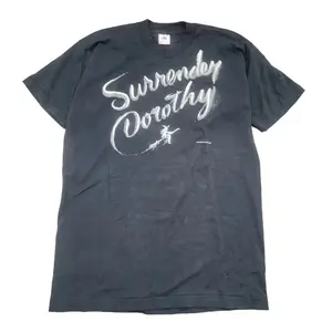 Vintage 90s Surrender Dorothy Wizard of Oz Witch T-shirt