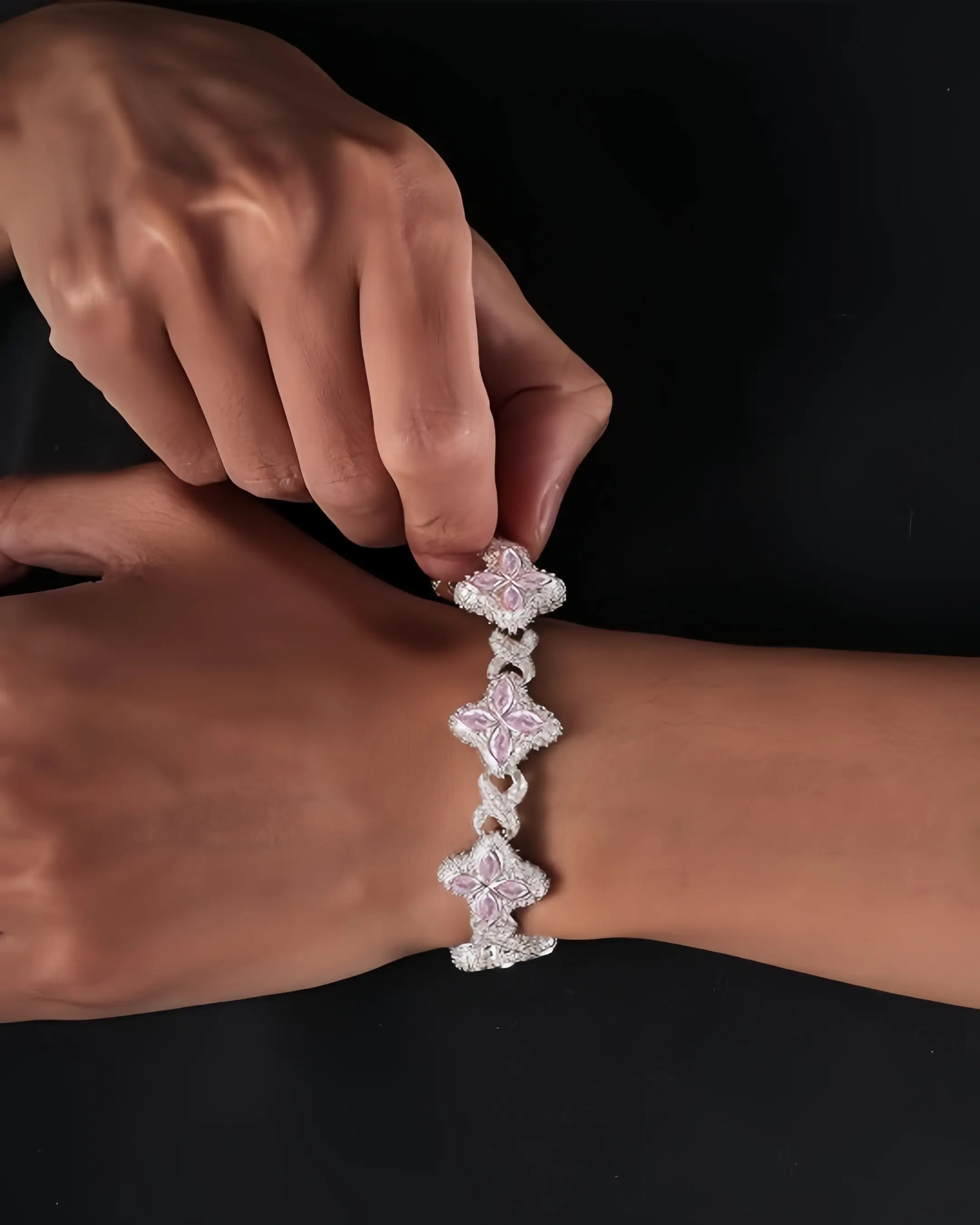 Cross Infinity Charm Cuban Chain Bracelet for Men Women, Iced Out Silver Colorful Prong Setting 5A Cubic Zirconia Diamond Fashion Four-Leaf Cuban Bracelet for Rapper Gift