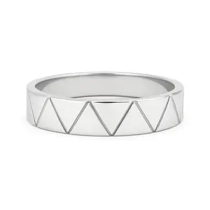 Apex Wedding Band