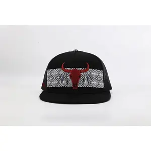 Toro Enplumado Hat