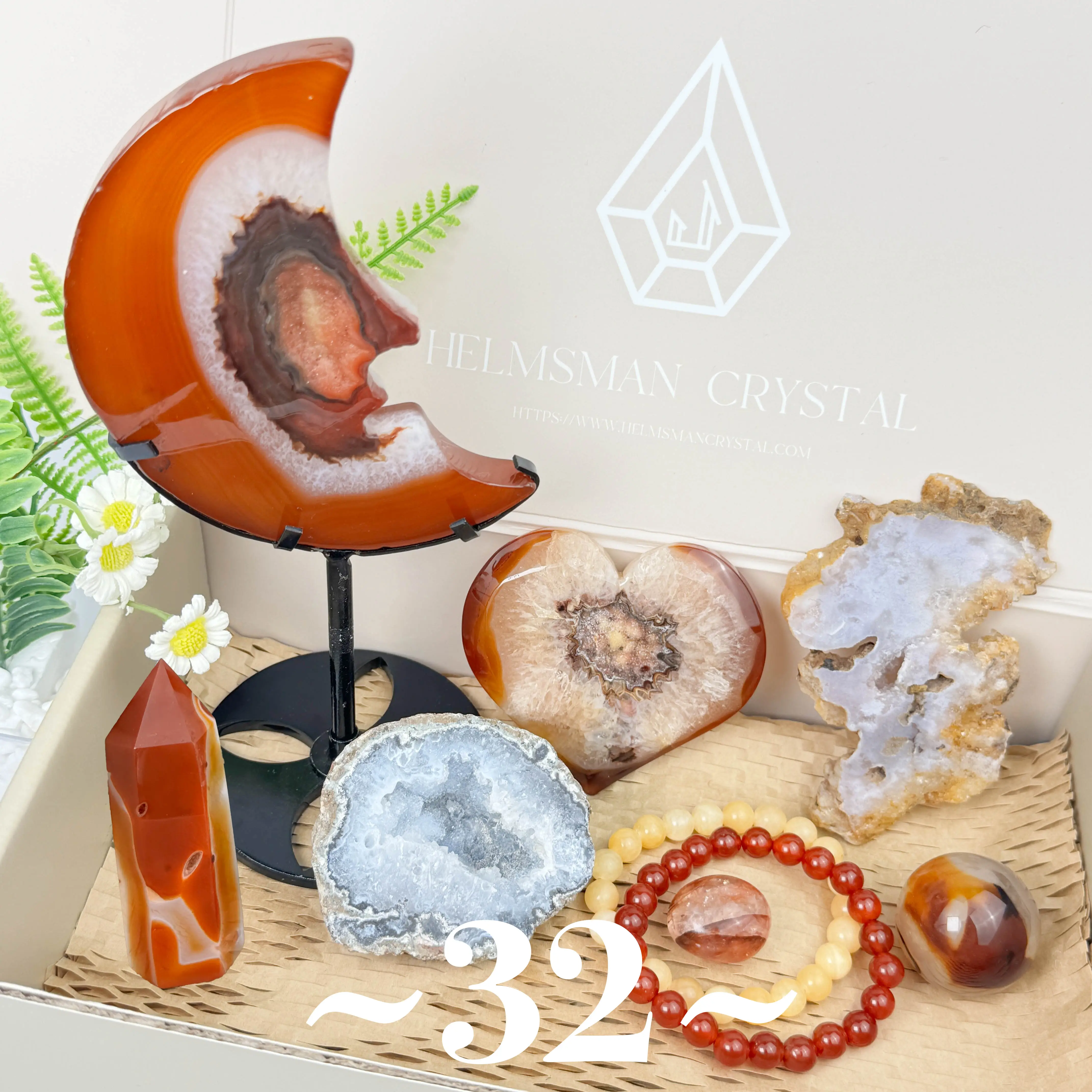 1 Count Crystal Bundle about 1000g Moon,Star,Mushroom,Tower,Carving,Cube,Egg,Bracelet,Tumble and so on
