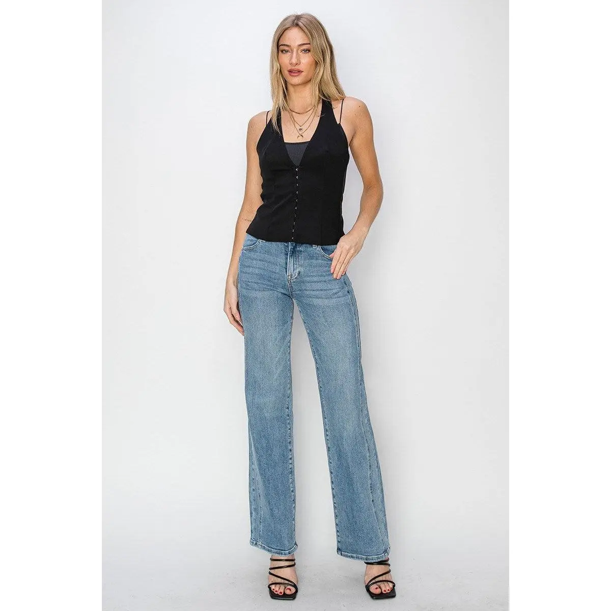 RISEN MEDIUM MID RISE STRAIGHT JEANS