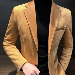 Men’s Spring/Autumn fashion long-sleeve turn-down collar patchwork solid deer skin blazer with pockets and button closure for a menswear outfit