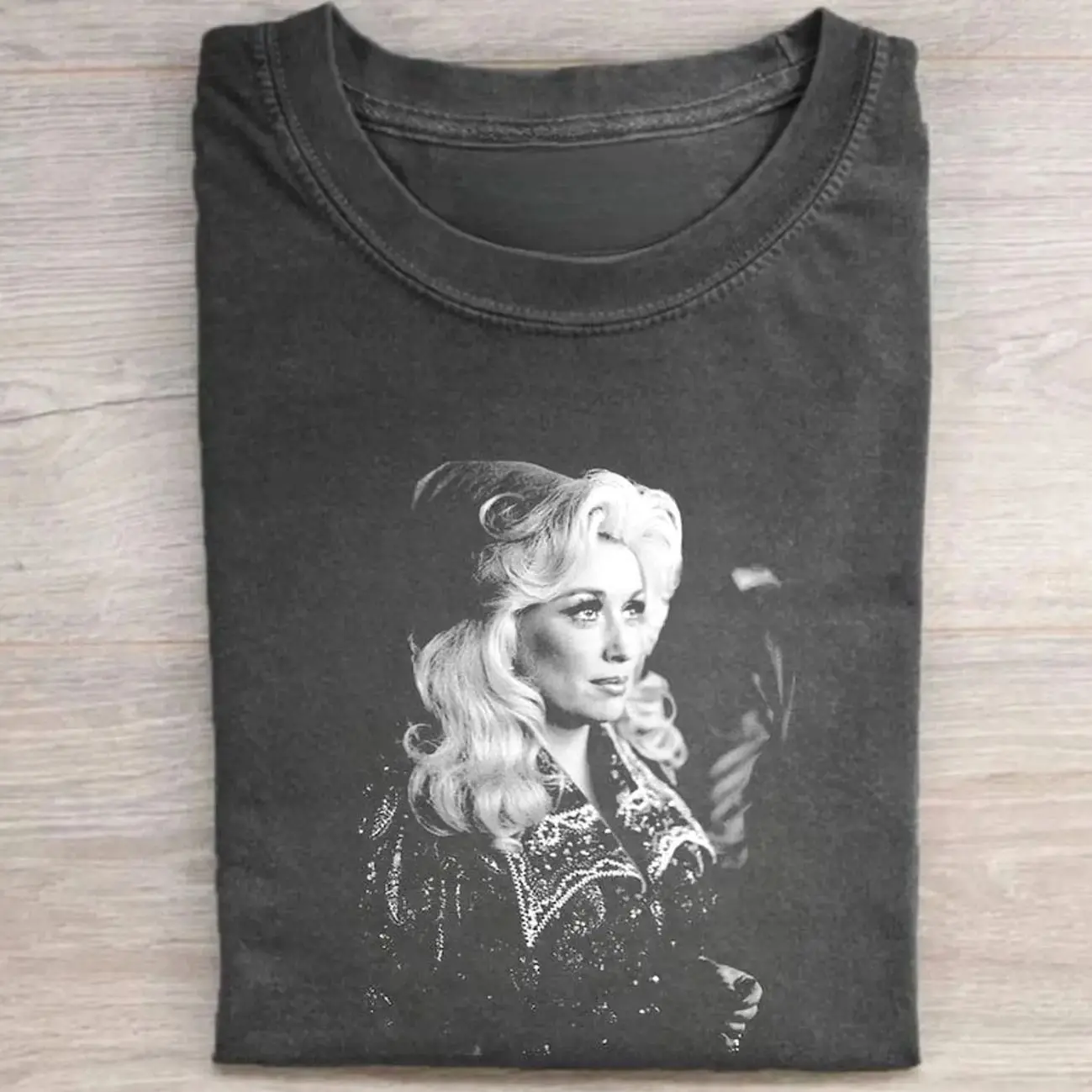 Dolly Parton Graphic You’re Good At Keeping Secrets Country Music Vintage Comfort Colors and Gildan Premium Cotton Soft Relaxed Fit Top Gift For Her Him Unisex Comfortable Apparel Multi Color Selection
