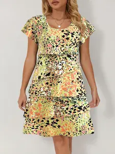 Plus Size Round Neck Flutter Sleeve Tiered Dress, Ruffle Layer, Loose Curvy Friendly Mini Dress, Print, Casual Wear, Womenswear