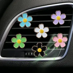 New Alloy Daisy Car Air Vent Perfume Holder Clips, Five-Petal Flower Alloy Car Interior Fragrance, 4 Pieces Set