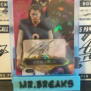 Wild Card "sweets" Joe Burrow 1-1 Autograph Unlicensed NFL Card Collectible Sports Memorabilia