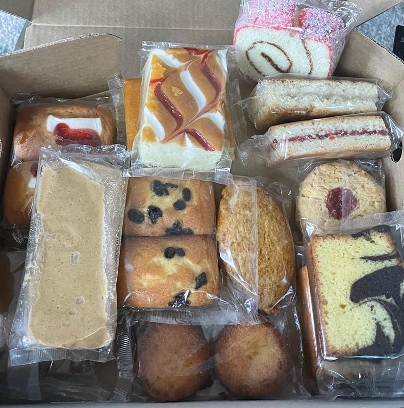 Jo Bakes Pastry Variety Box – 20 Individually Wrapped Pastries, Cake Slices, Sponge Cake, Guava & Coconut and More!