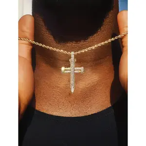 1pc Iced Chics Nail Cross Pendant with A 24-inch Chain, Made Of Copper Inlaid Zircon, Hip-hop Casual Style Cuban Cross Necklace, Can Be Worn Stably, No Allergy, Suitable for Both Men and WomenGift
