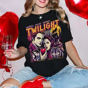 Twilighttt Shirt Limited Vintage T-Shirt, Oversized Unisex T-shirt Twilightt Fans Homage T-shirt, Gift For Book Lover Twilightt Saga Comic Retro