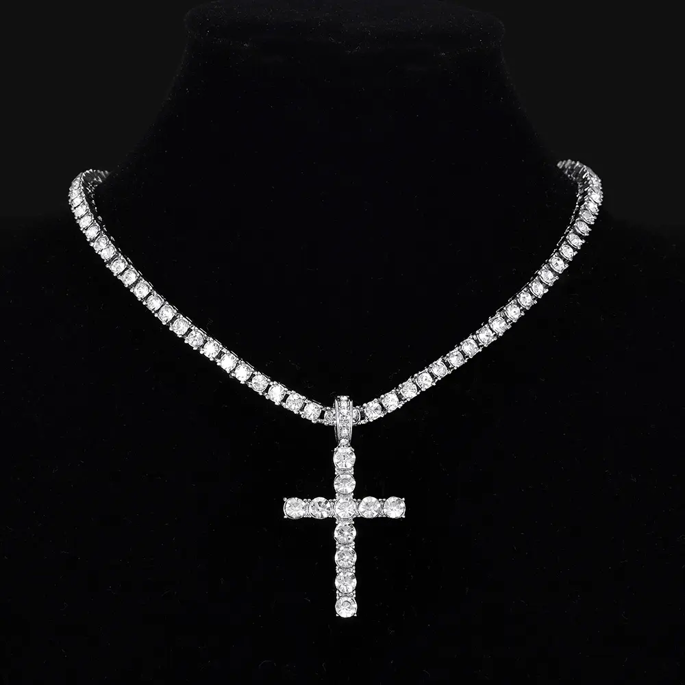Mens Womens Hip Hop Jewelry Bling Cross Pendant Necklace Iced Out Crystal Rhinestone Chain for Rappers Street Style Christmas Gift