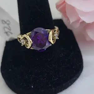 Anillo 826 Gold plated color violeta