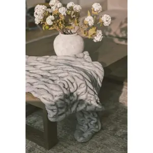 Hugs Moonbeam Blanket