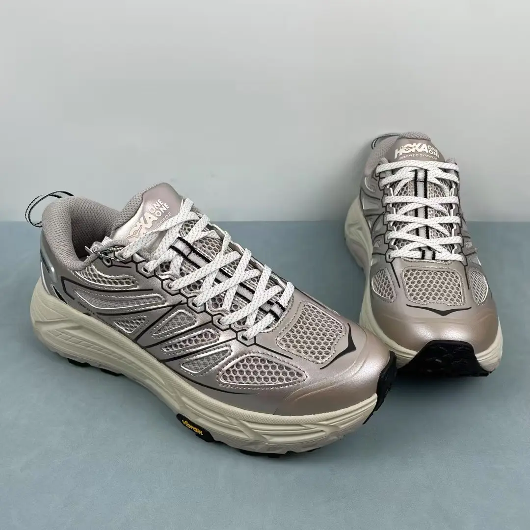 Metallic Silver Gray Breathable Mesh Outdoor Hiking Shoes Cream Thick Foam Sole Wear Resistant Non Slip Trail Running Retro Sneakers For Men Women