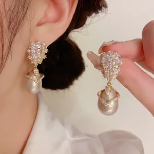 Pair Of Golden Imitation Pearl Dangle Earrings Sparkling Zirconia Inlay Champagne Color Classic European Style Big Size Earrings For Gift