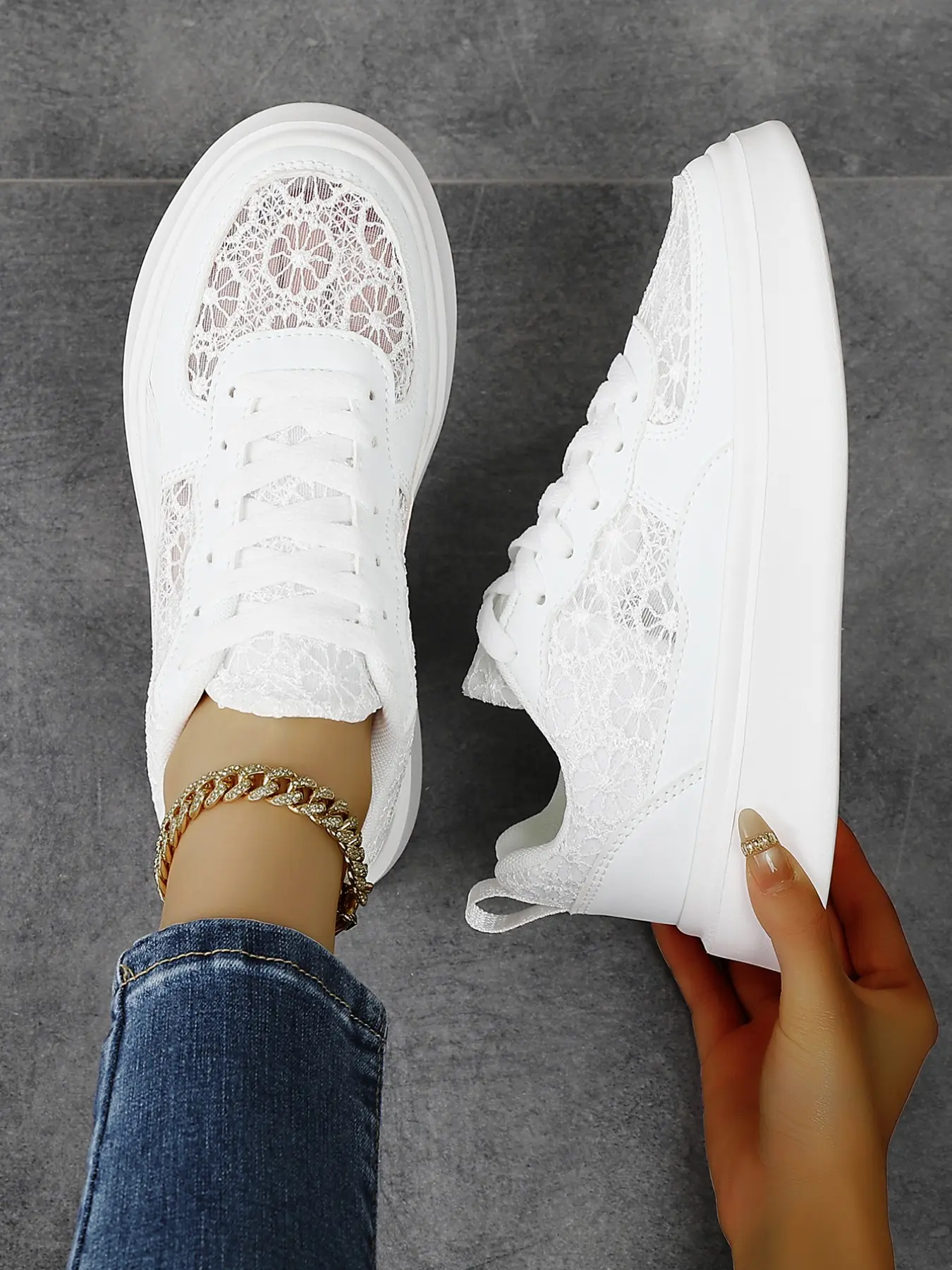 Lace Mesh Thick Sole Training Shoes, Lightweight Laces Sports Shoes, Comfortable All-Day Wear, Women's Casual Sneakers