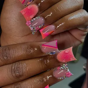 24pcs Gradient Pink Press on Nails Short French Duckbill shaped Fake Nails Full Cover Wearable European Spice Girls False Nails