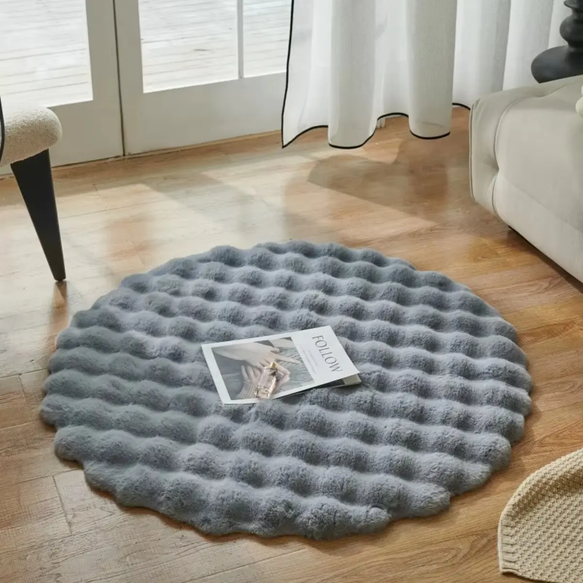 Solid Color Round Velvet Decorative Area Rug, Fluffy Modern Shaggy Non-Slip Polyester Rug, Soft Plush Warm Floor Mat for Bedroom, Coffee Table Home Decor, Fluffy Modern Rug