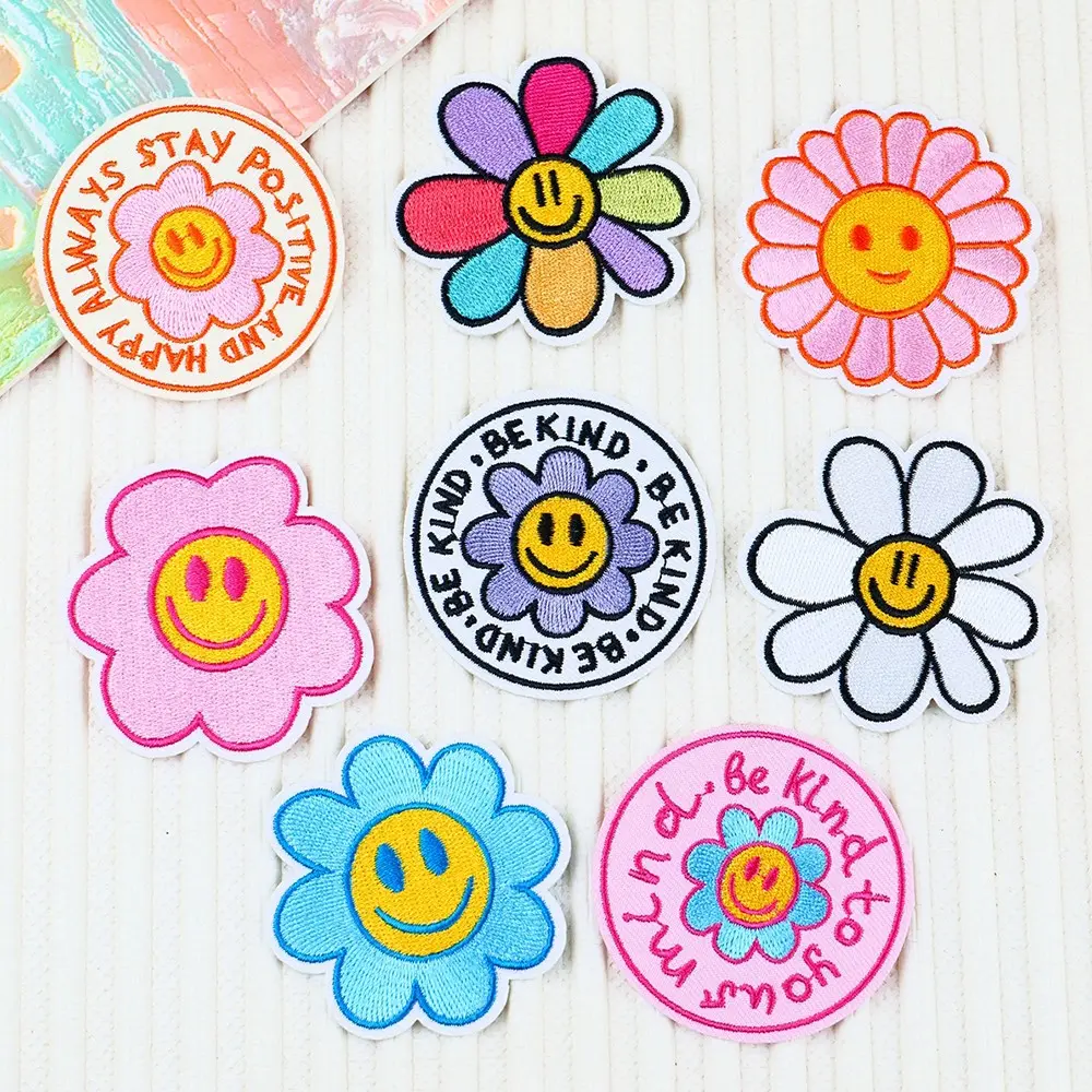 8-Piece Sunflower & Face DIY Embroidery Patches Stickers, Embroidered Floral Design, Embroidered Flowers, Floral Embroidery Appliques, Appliques Embellishments, Perfect for Jackets Jeans Shirts Truck Driver Hats, Handmade Craft Decorations