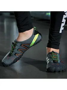 A pair of men's outdoor wading canyoning shoes, Water Aqua Shoes, breathable and quick-drying mesh, non-slip and wear-resistant, suitable for beach, outdoor and water sports casual wear, Anti Slip Shoes, Water Footwear