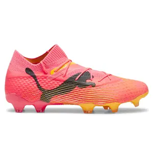 PUMA Mens Future 7 Ultimate Soccer Cleats Outdoor, Turf - Pink