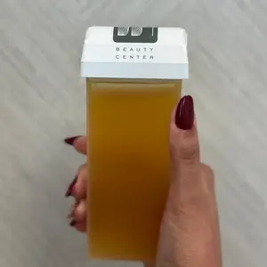 Mayra Urnikis Honey Wax Roll-On – Efficient Body Hair Removal Wax Body Care Comfort