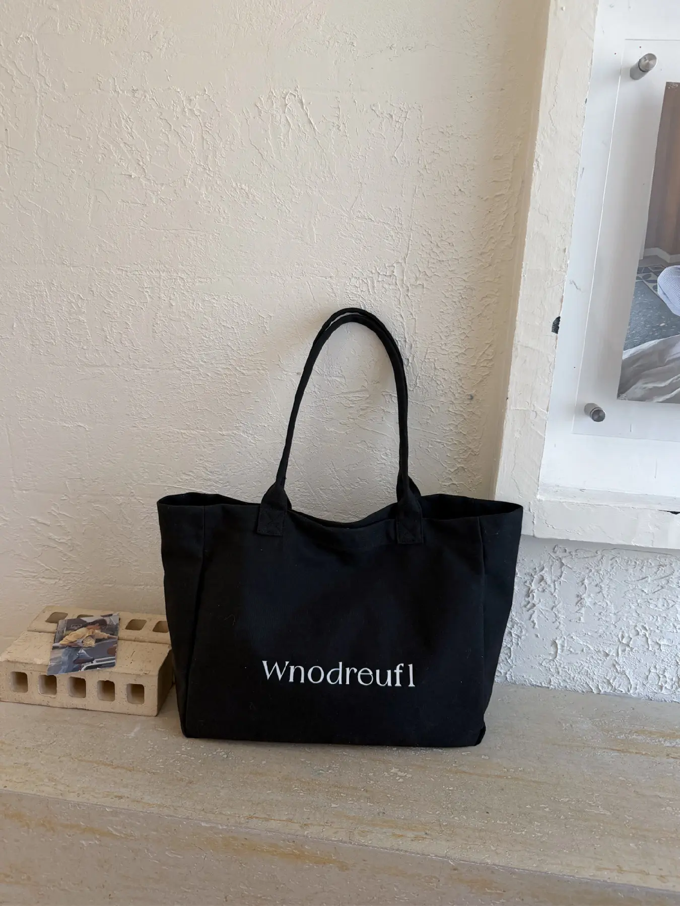 Korean Style Large Capacity Letter Design Tote Bag, Handheld Shoulder Bag for Work and Daily Use, Versatile and Stylish Accessory