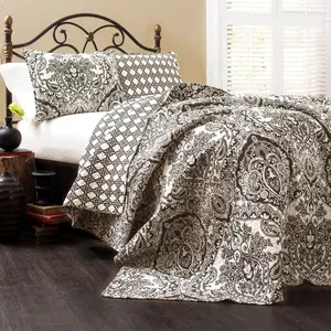 Lush Decor Aubree 3 Piece Full/Queen/King Quilt Set with Black and White Patterned Pillows, Quilt for Home Decor